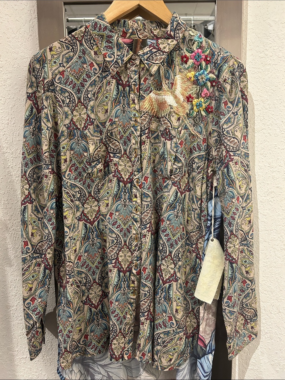 Aratta Till the Very End Button down Shirt NWT size xs.